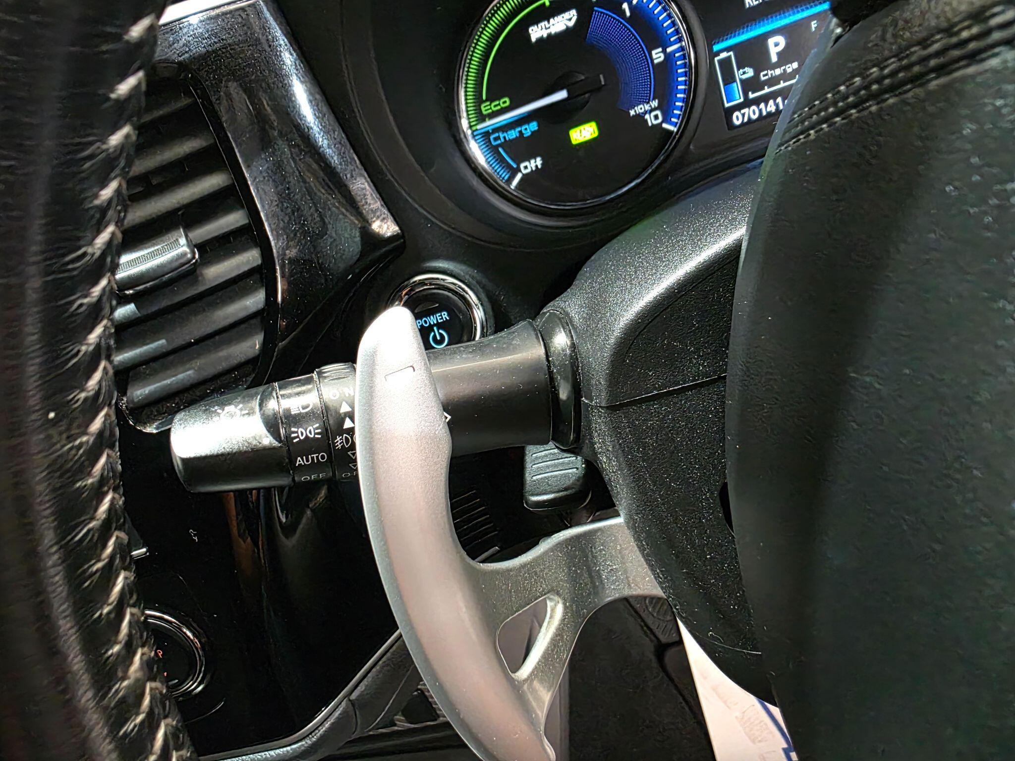 Mitsubishi Outlander view 19