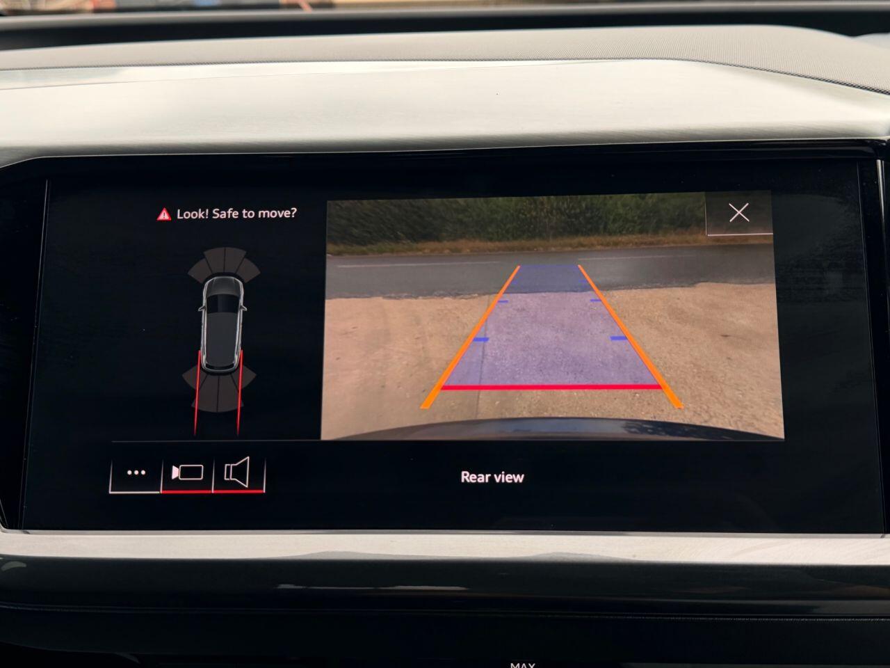 Audi Q4 E-Tron view 61
