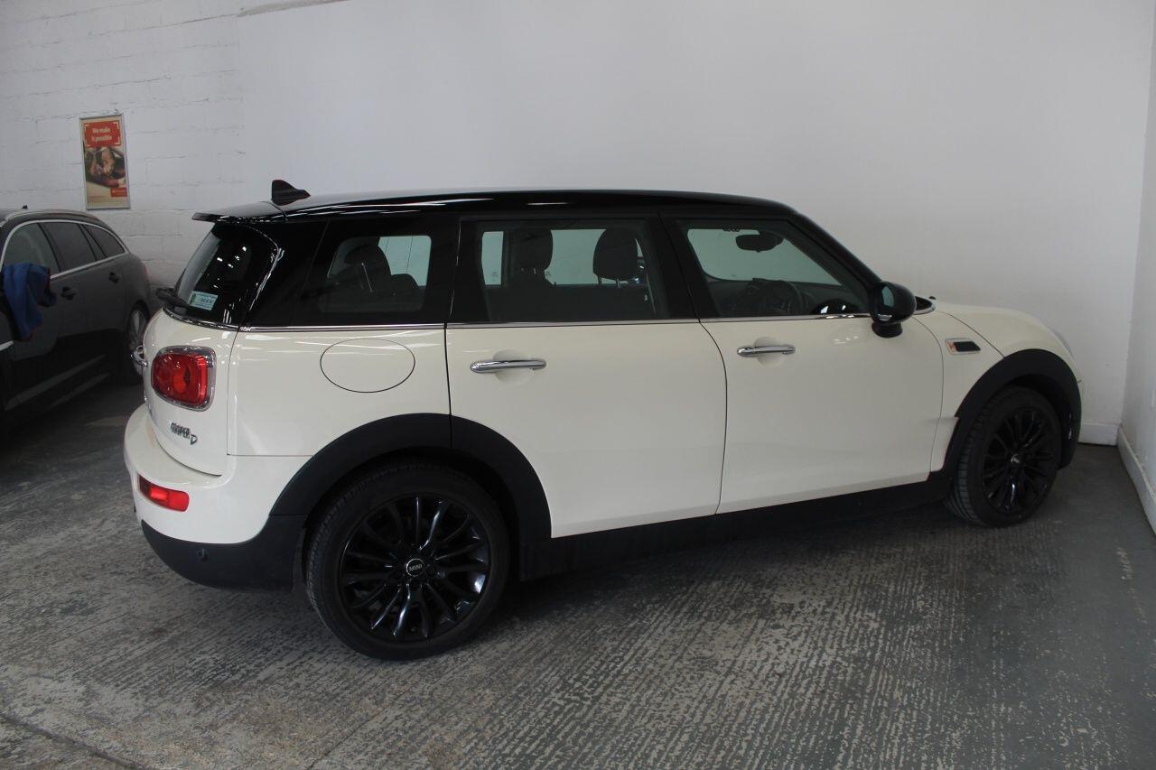MINI Clubman view 11