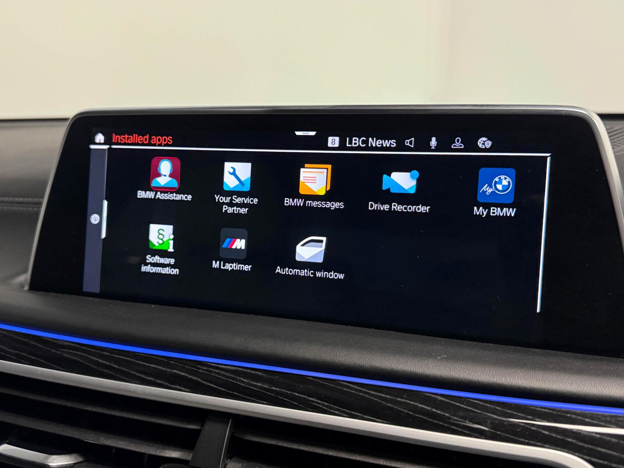 BMW 7 Series view 56