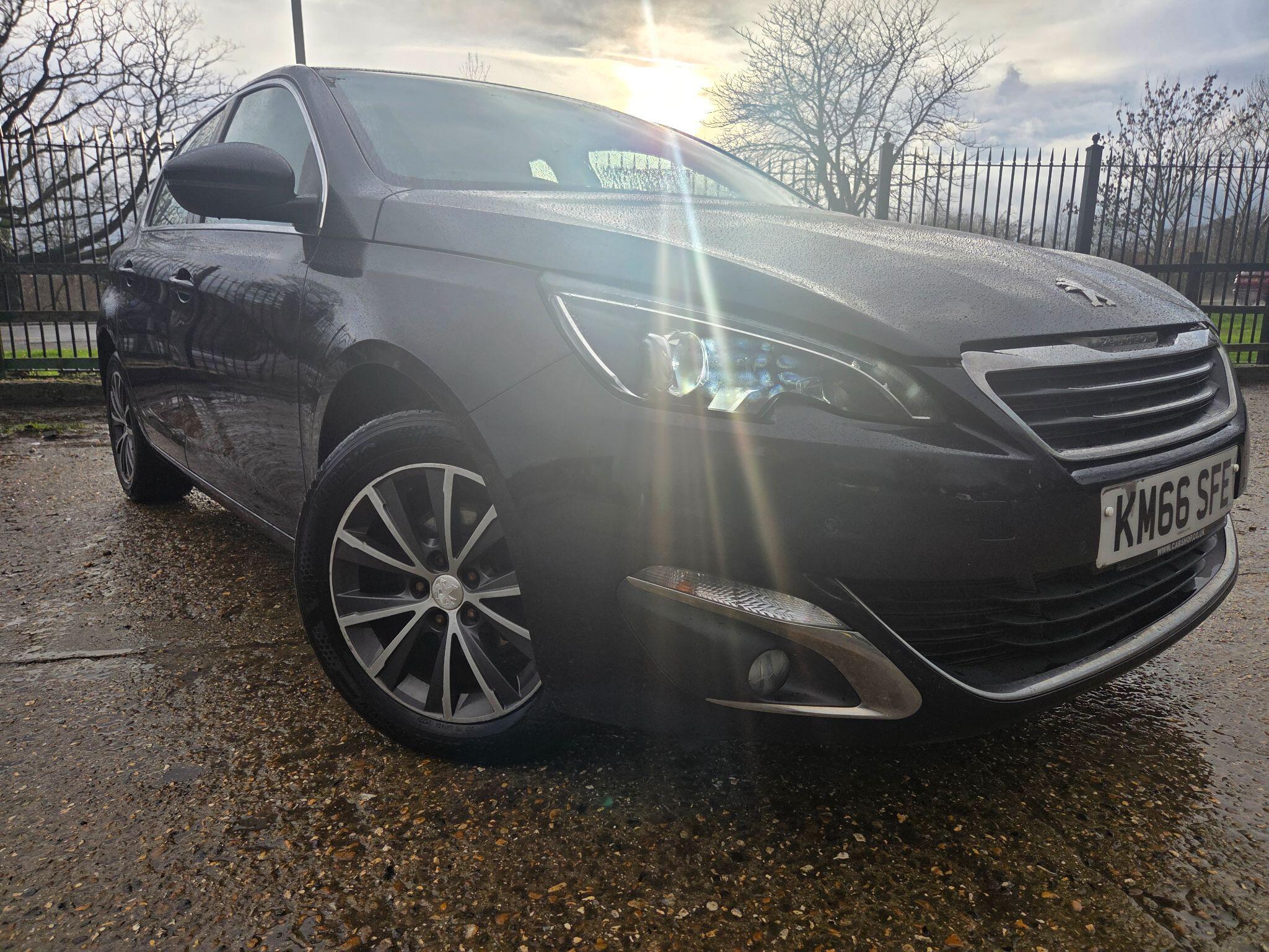 Peugeot 308 view 6