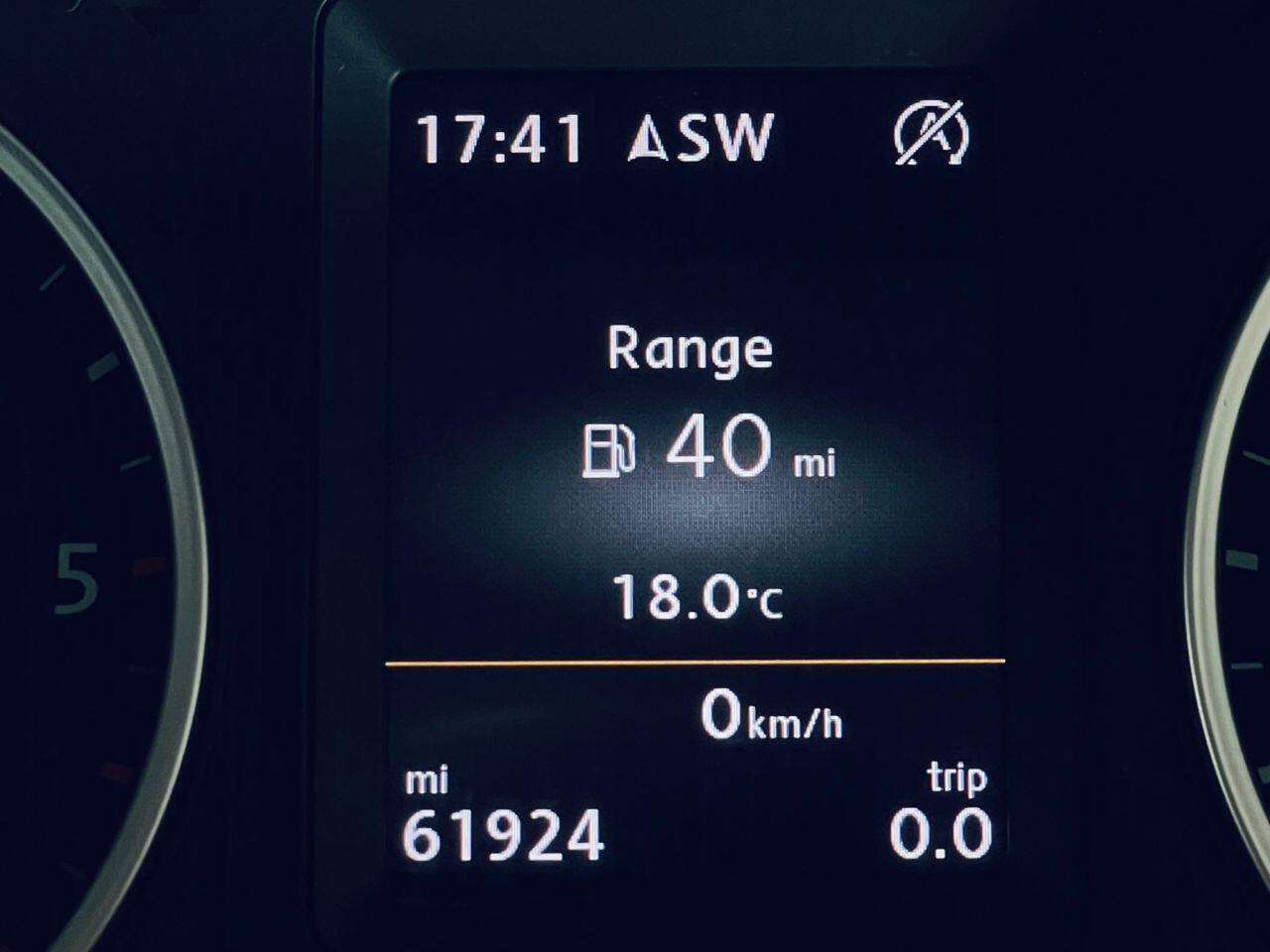 Volkswagen Tiguan view 14