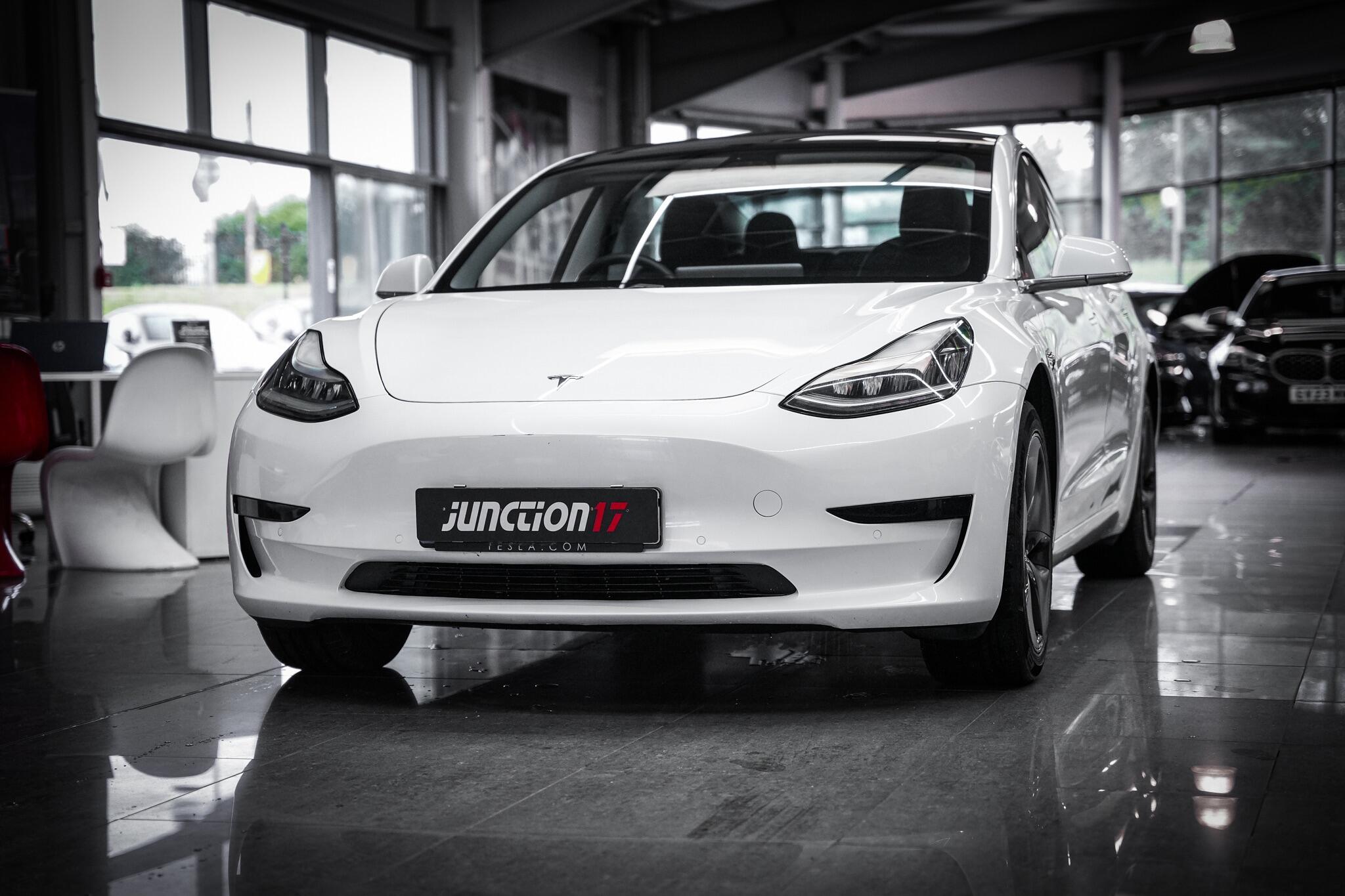 Tesla Model 3 view 13