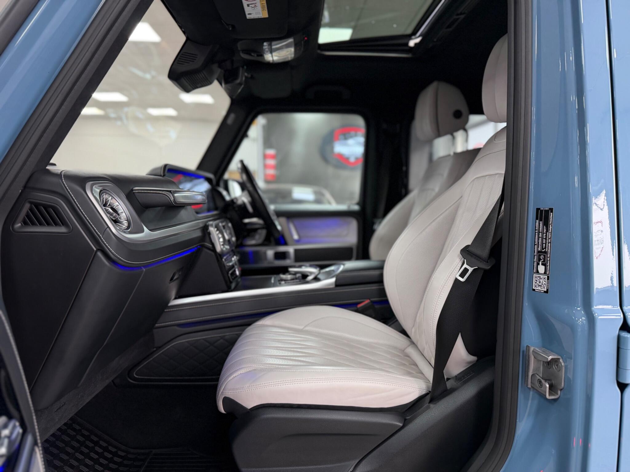 Mercedes-Benz G-Class view 48