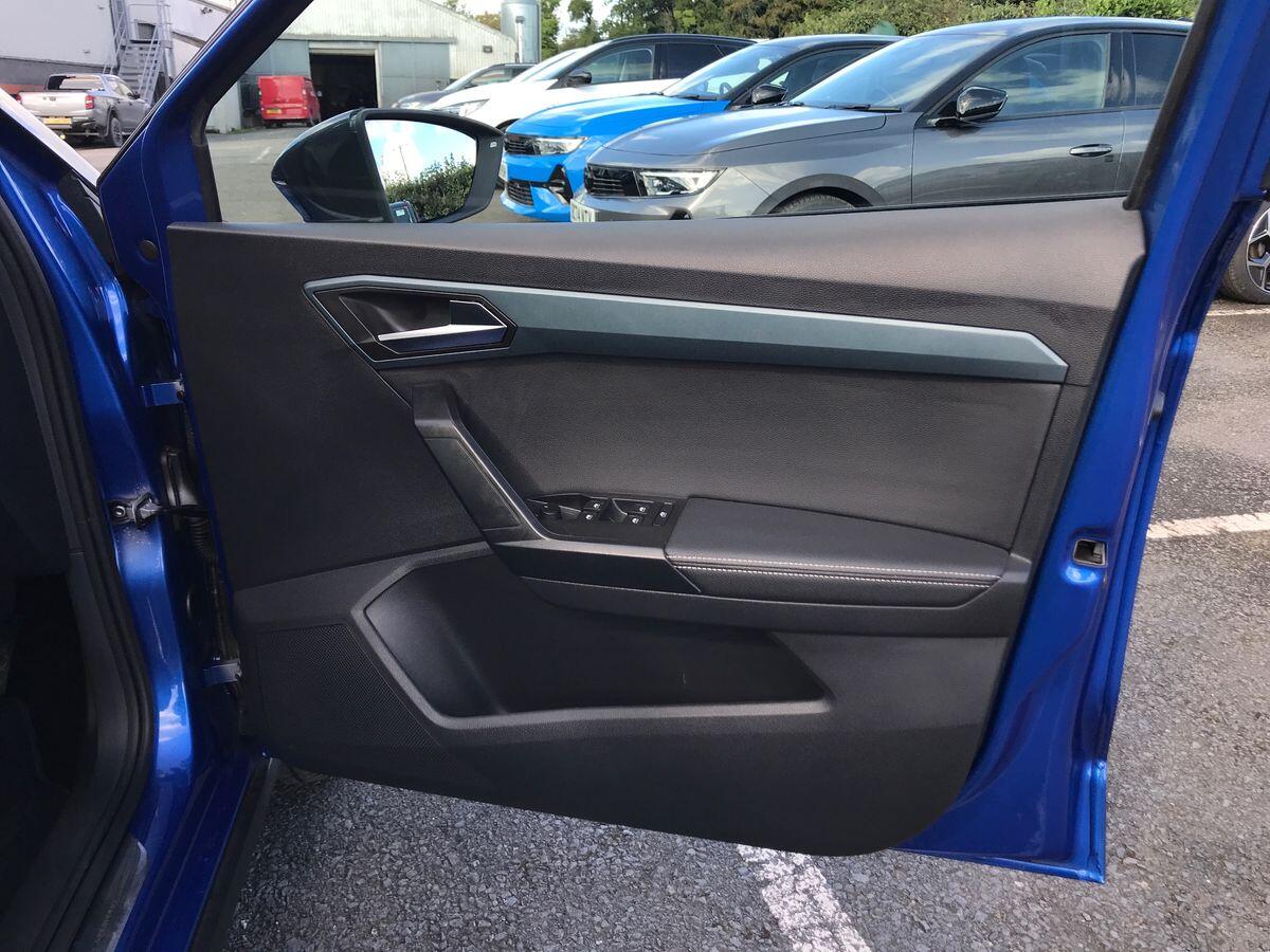 Seat Arona view 16
