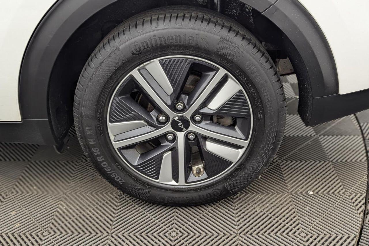 Kia Niro view 51