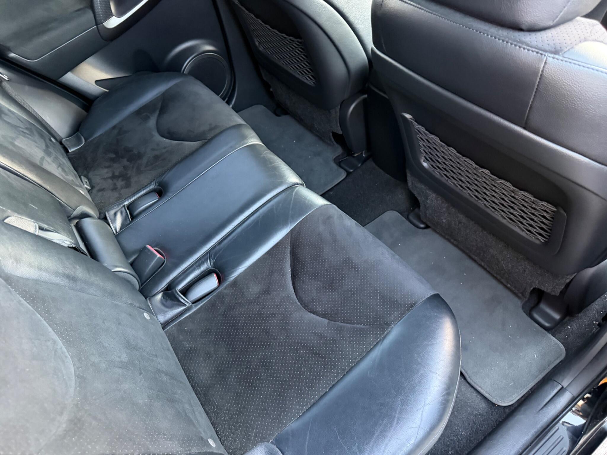 Toyota Rav4 view 12