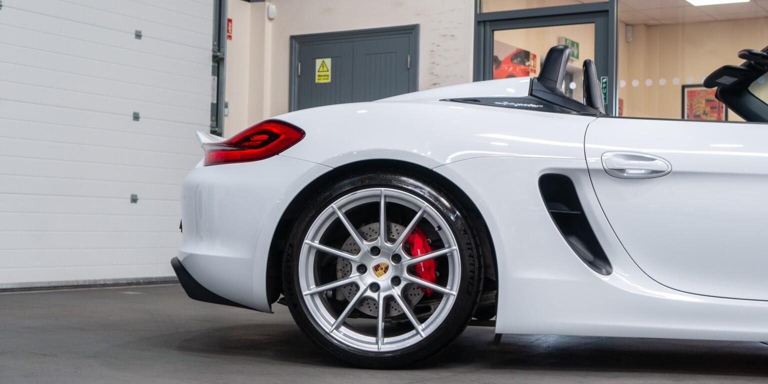 Porsche Boxster view 11