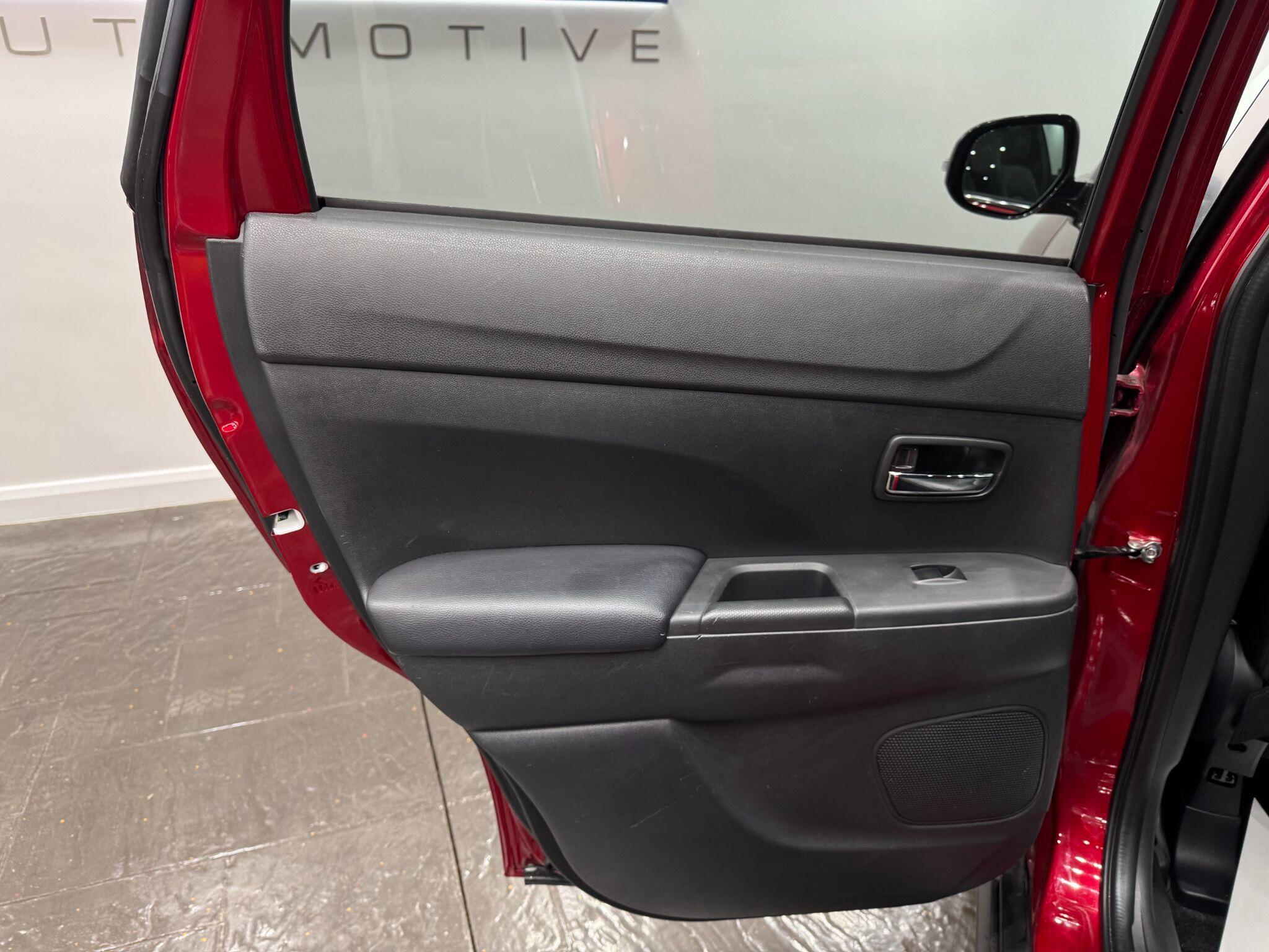 Mitsubishi Asx view 49
