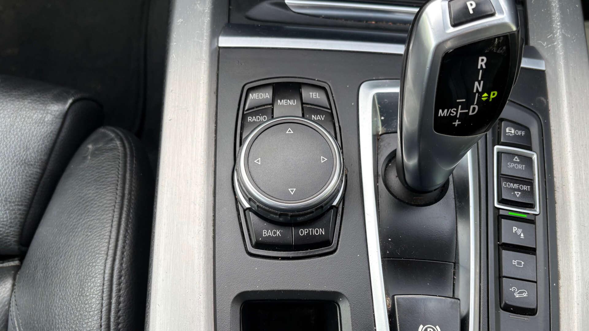 BMW X5 view 38