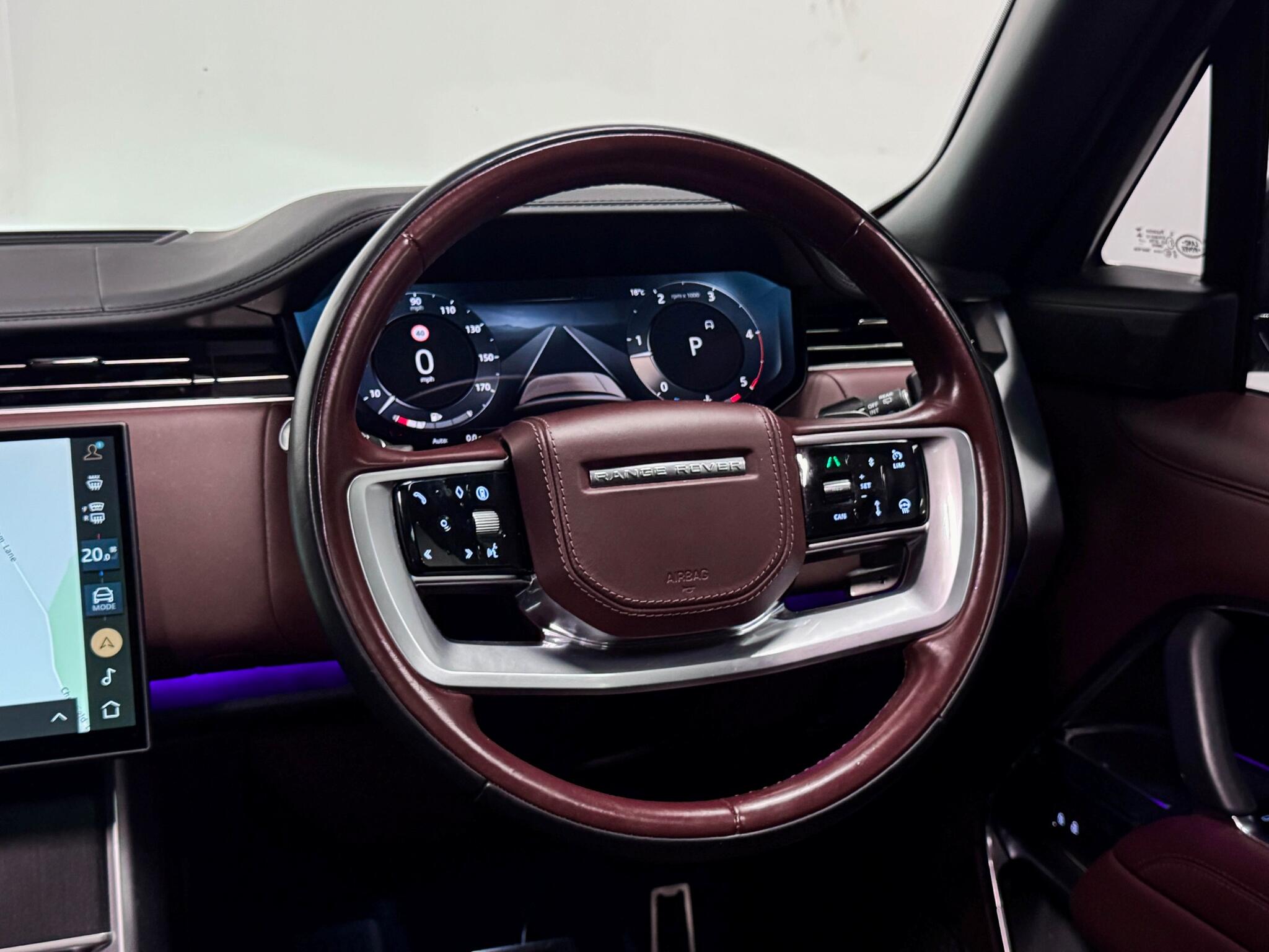 Land Rover Range Rover view 52