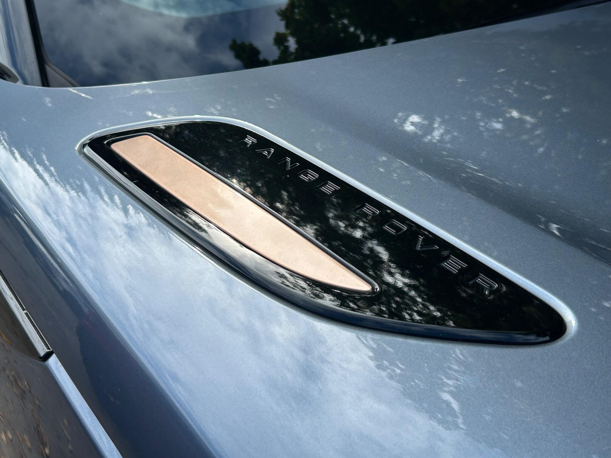 Land Rover Range Rover Velar view 23