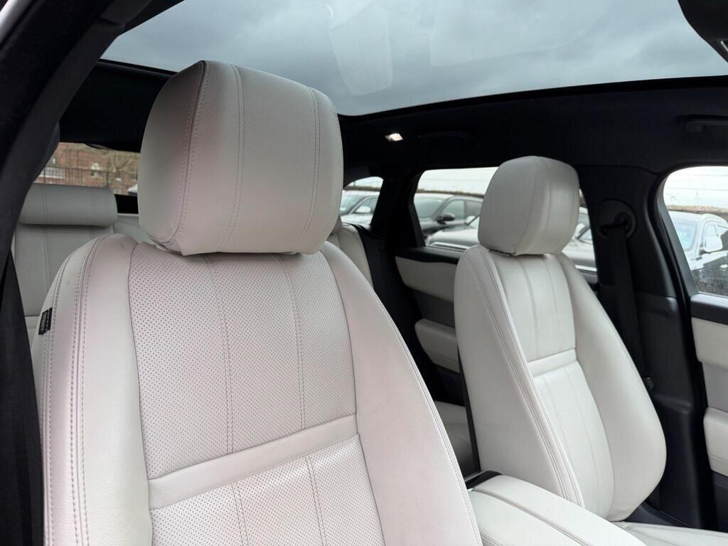 Land Rover Range Rover Velar view 20