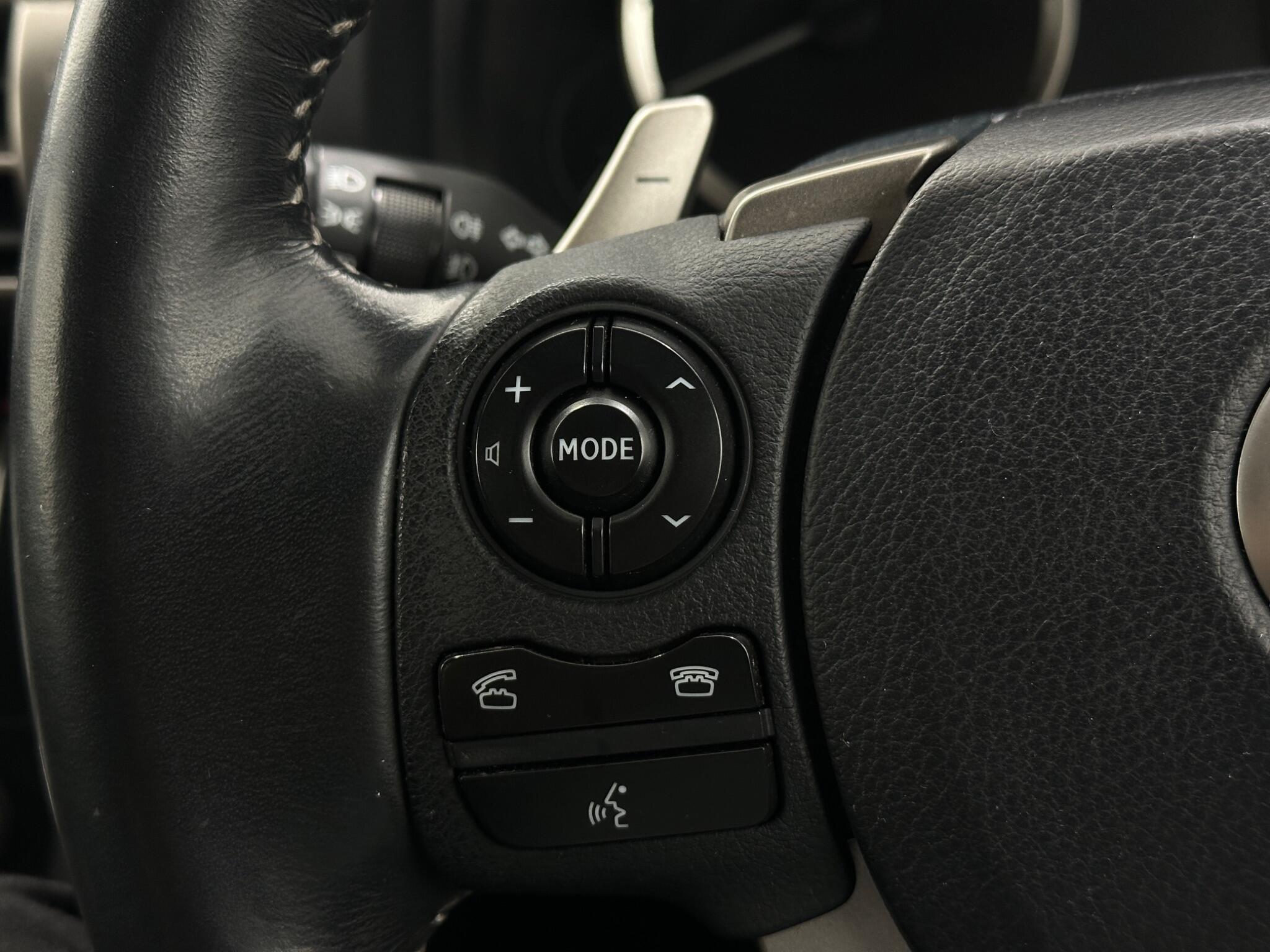 Lexus Is view 15