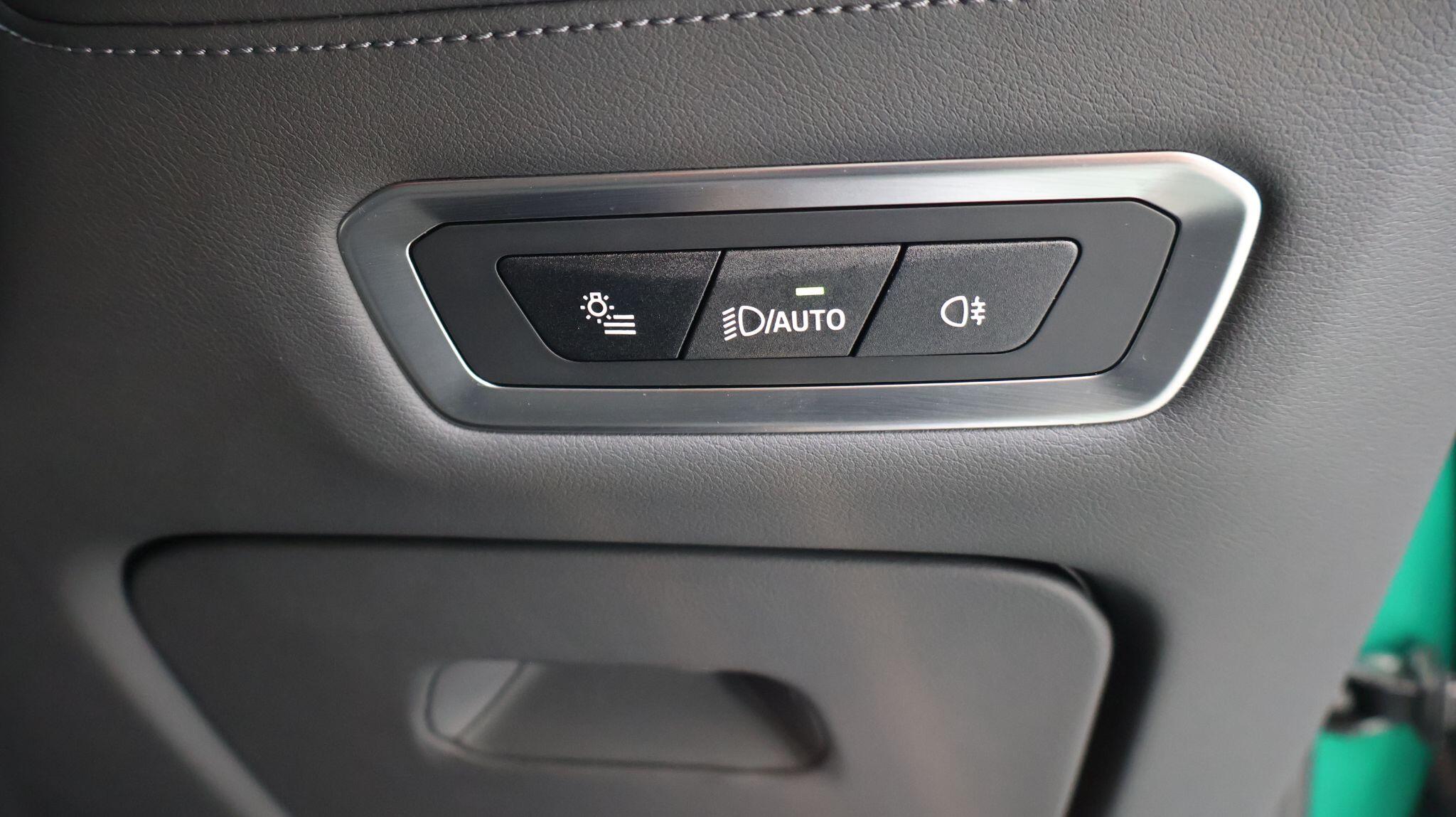 BMW XM view 42
