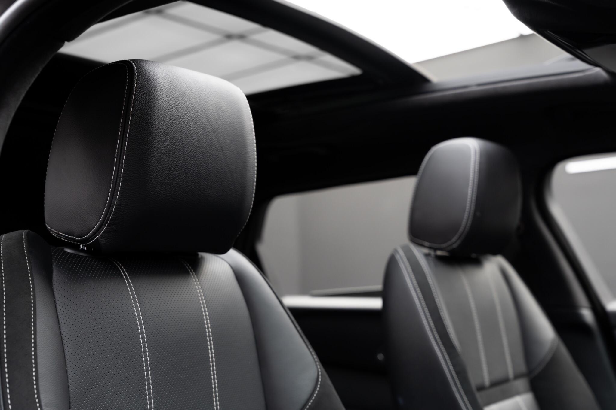 Land Rover Range Rover Velar view 23