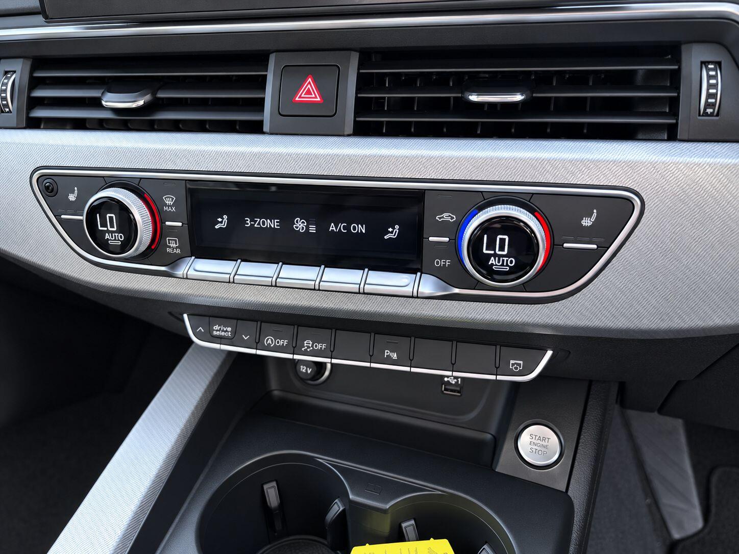 Audi A4 view 23