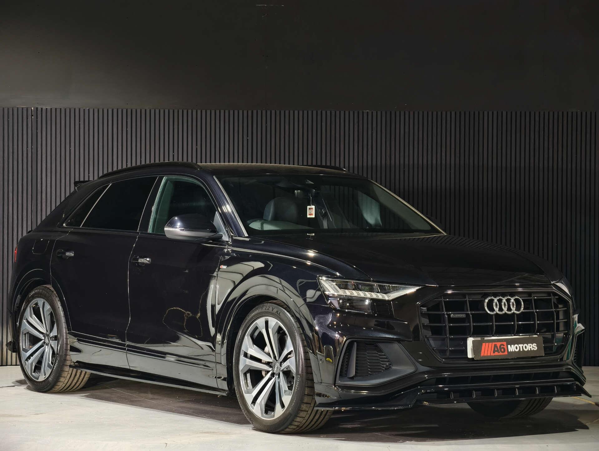 Audi Q8 view 19