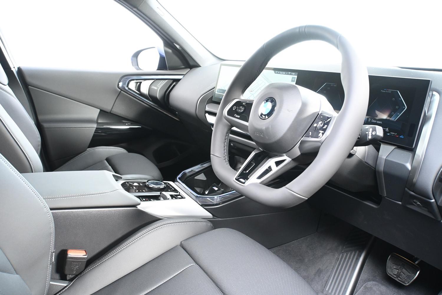 BMW X3 view 6