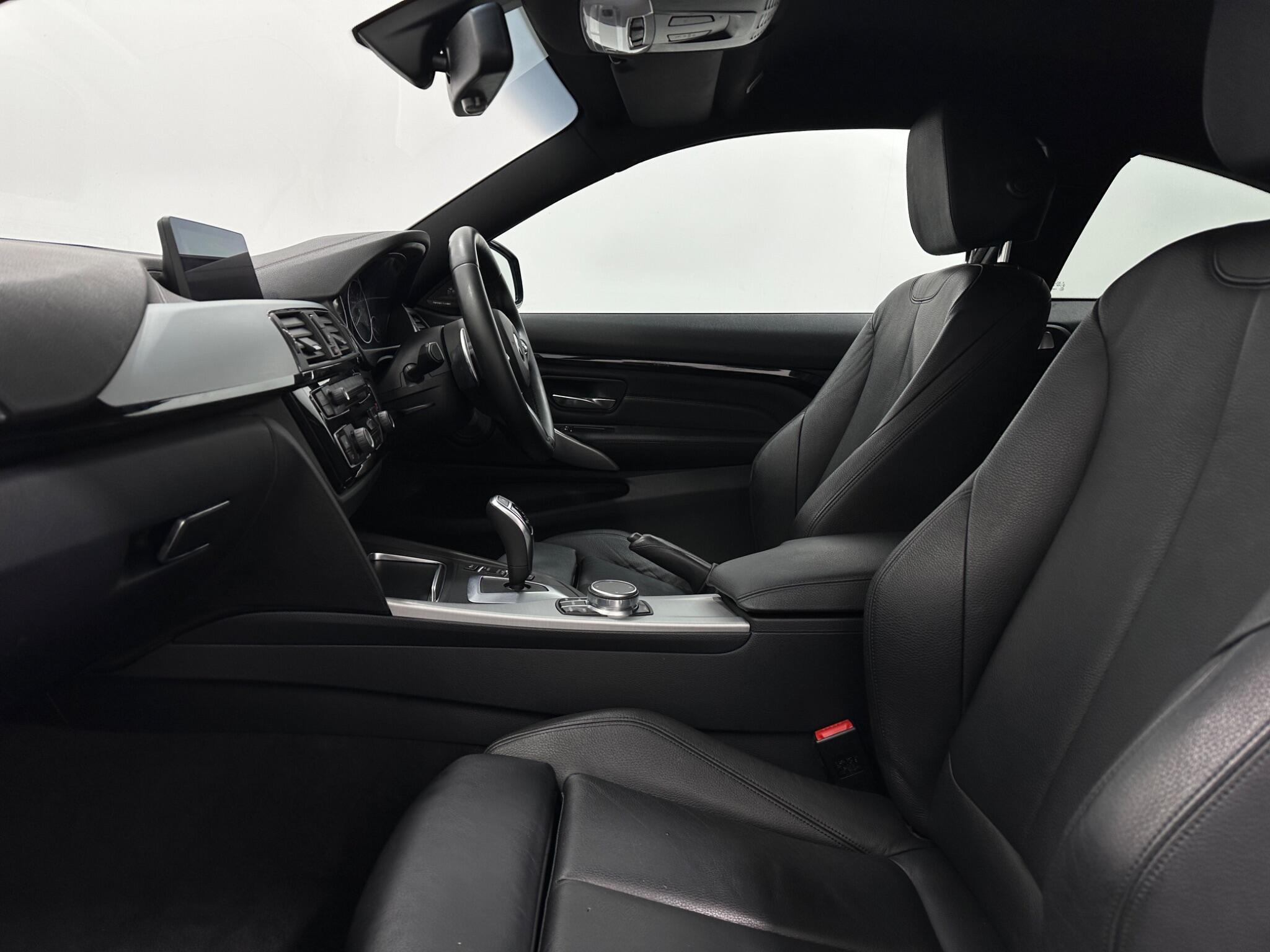 BMW 4 Series view 37