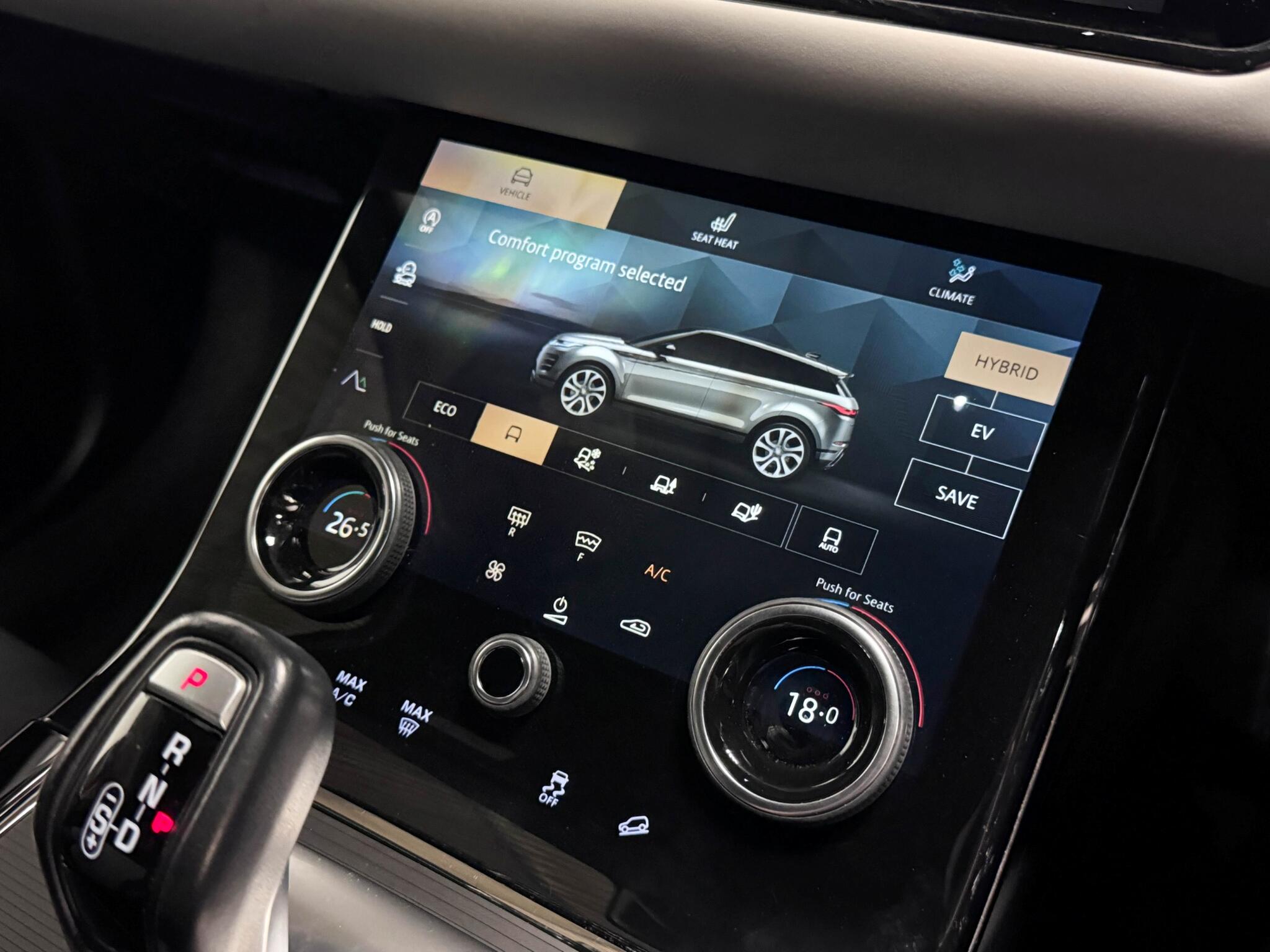 Land Rover Range Rover Evoque view 41