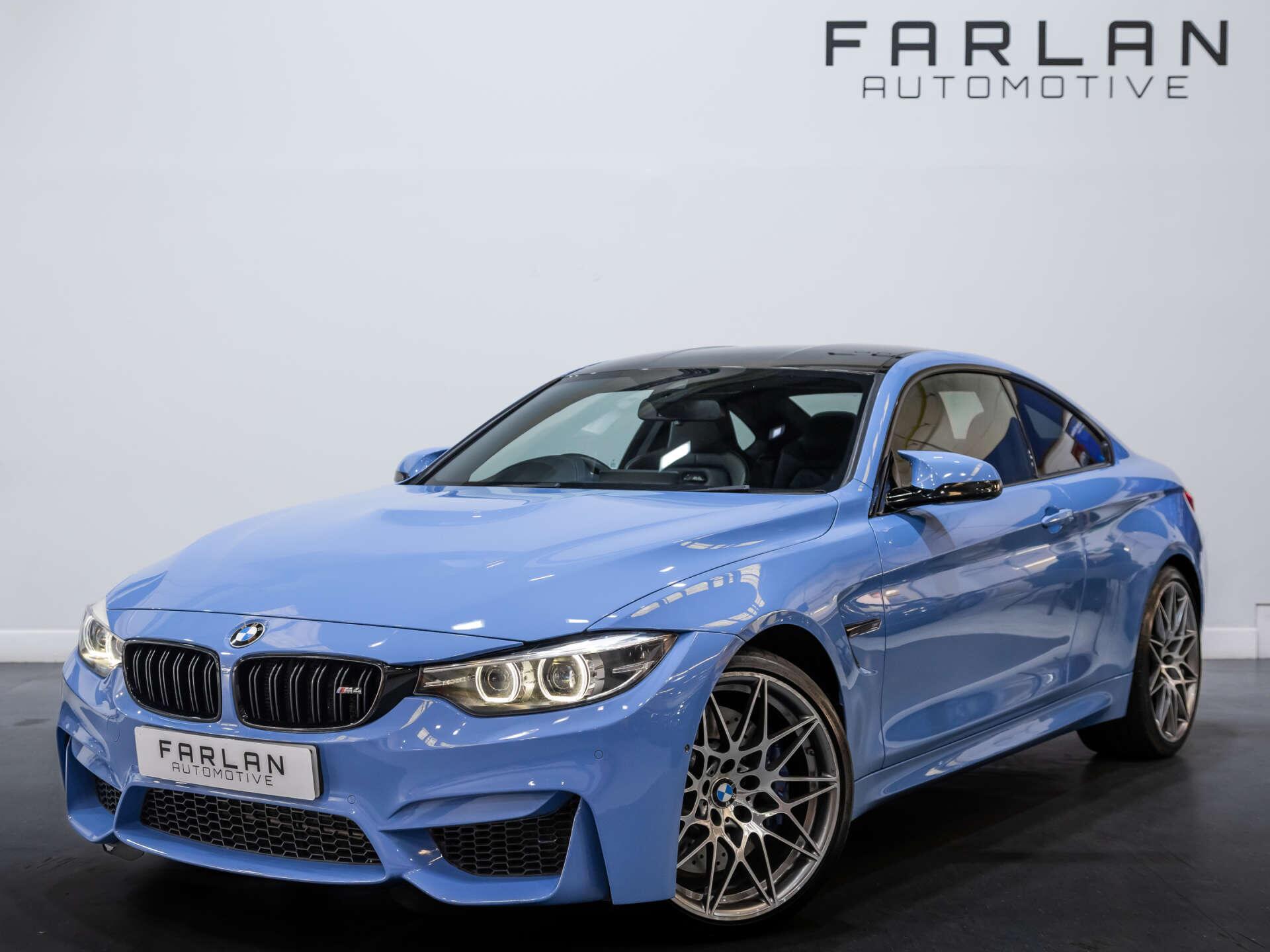 BMW M4 view 3