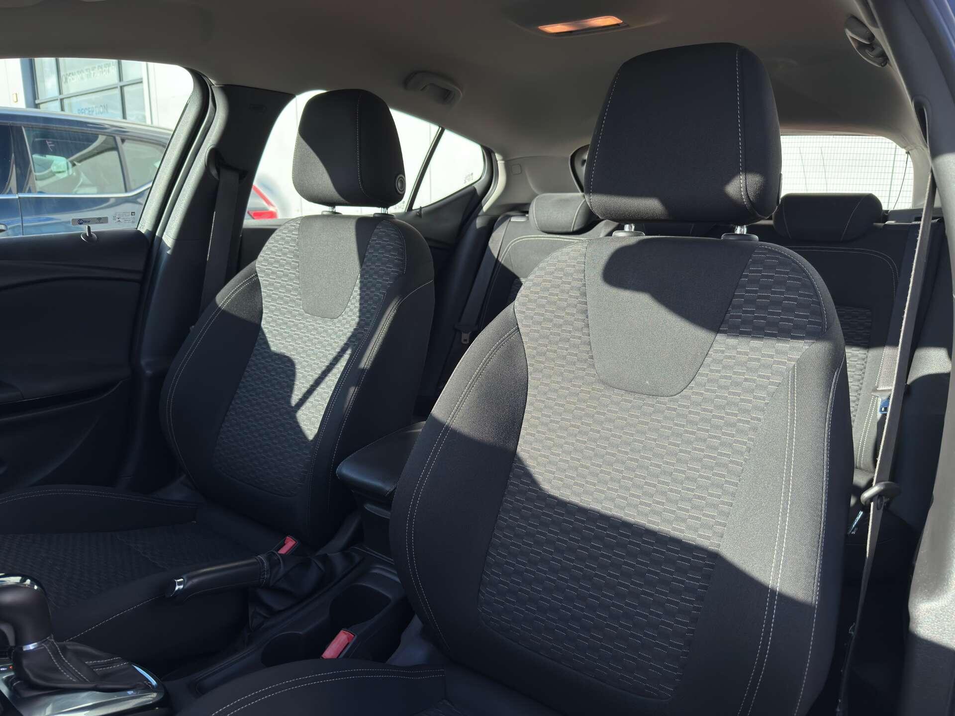 Vauxhall Astra view 17