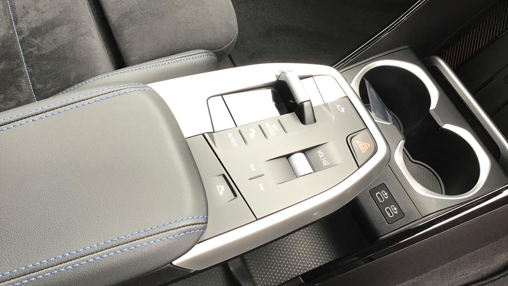 BMW X1 view 10