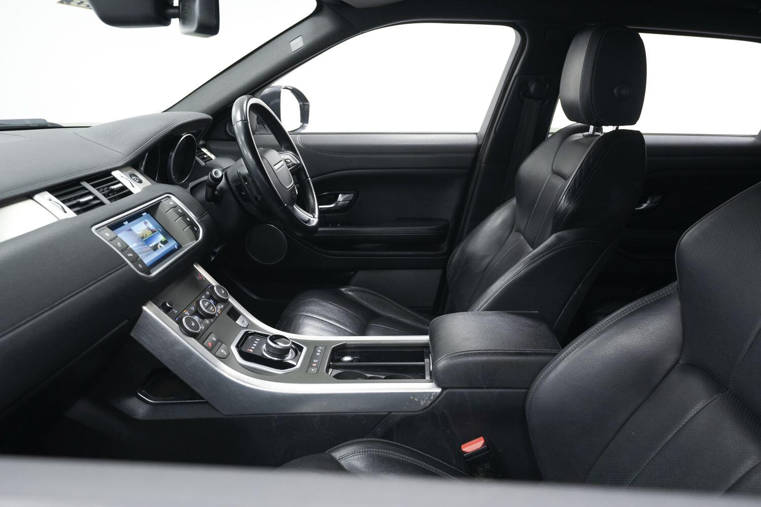 Land Rover Range Rover Evoque view 31