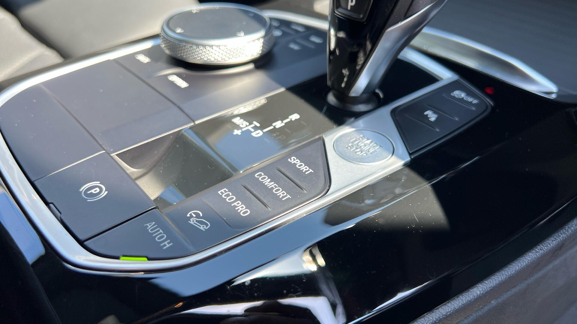 BMW X3 view 19