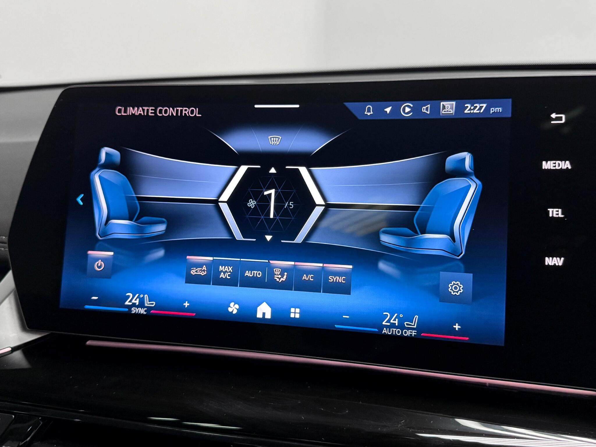 BMW X1 view 41
