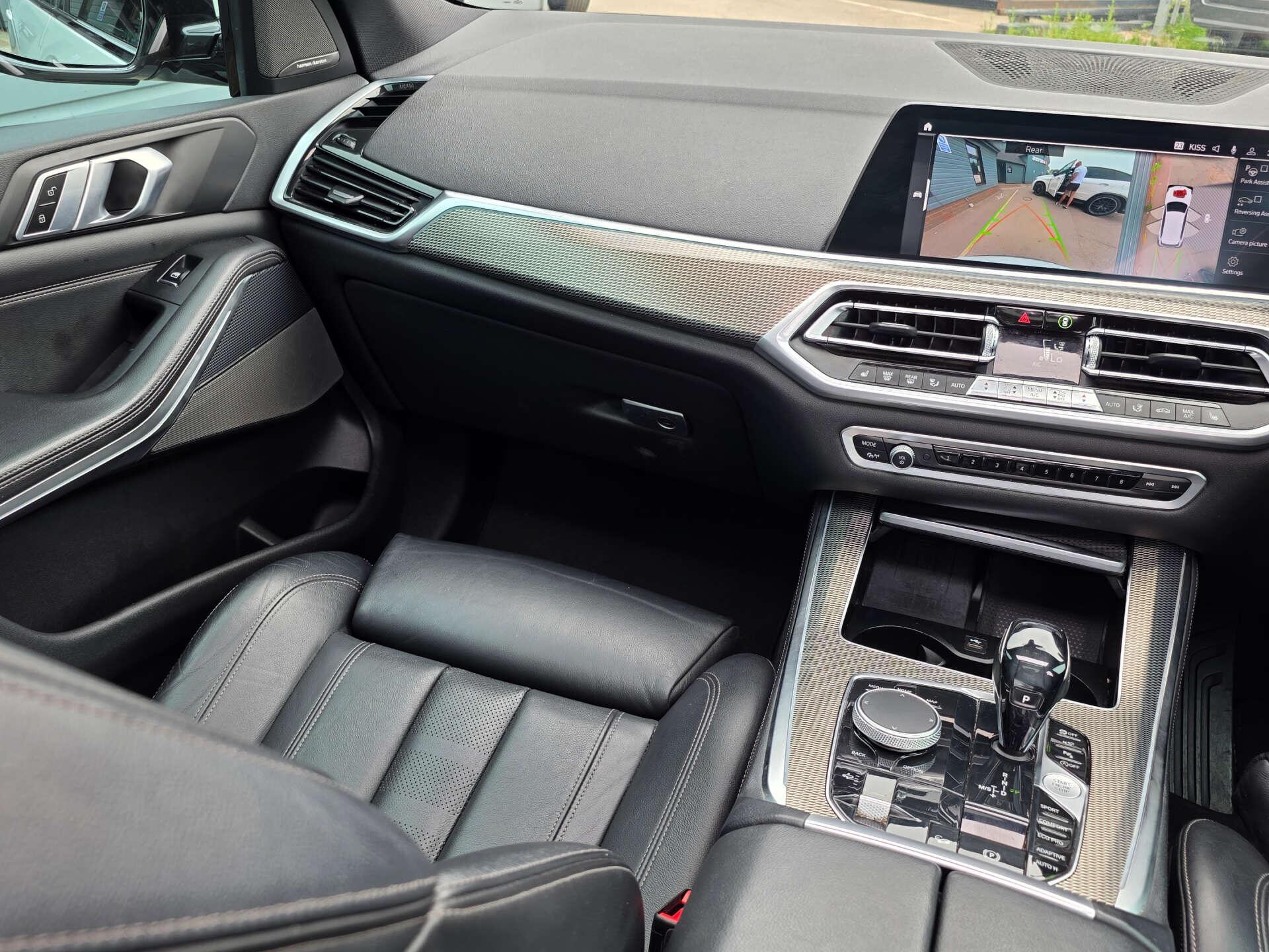 BMW X5 view 24
