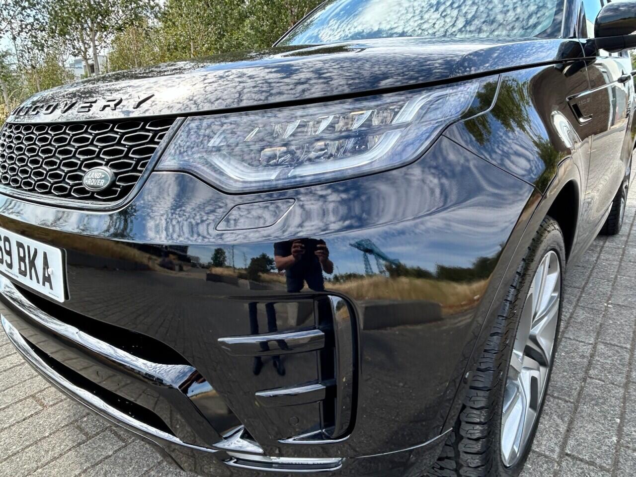 Land Rover Discovery view 12