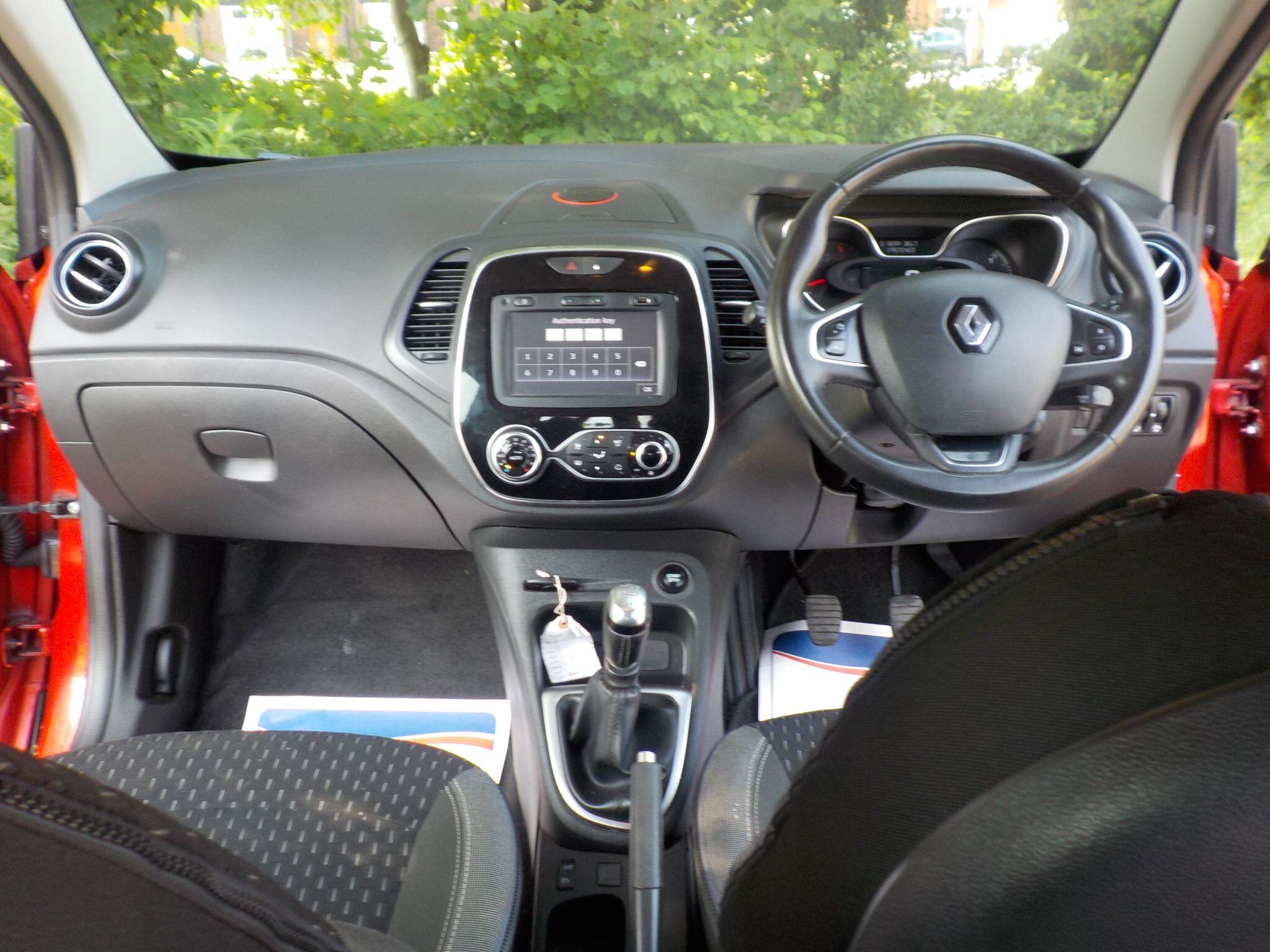 Renault Captur 1.5 dCi ENERGY Dynamique Nav Euro 6 (s/s) 5dr