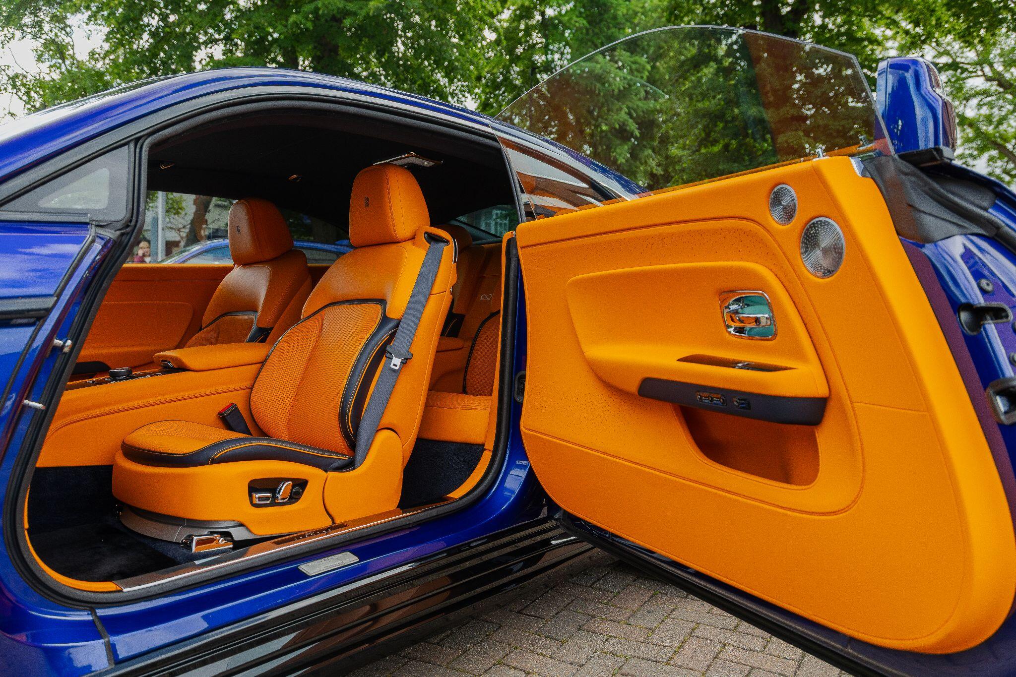 Rolls-Royce Spectre view 27
