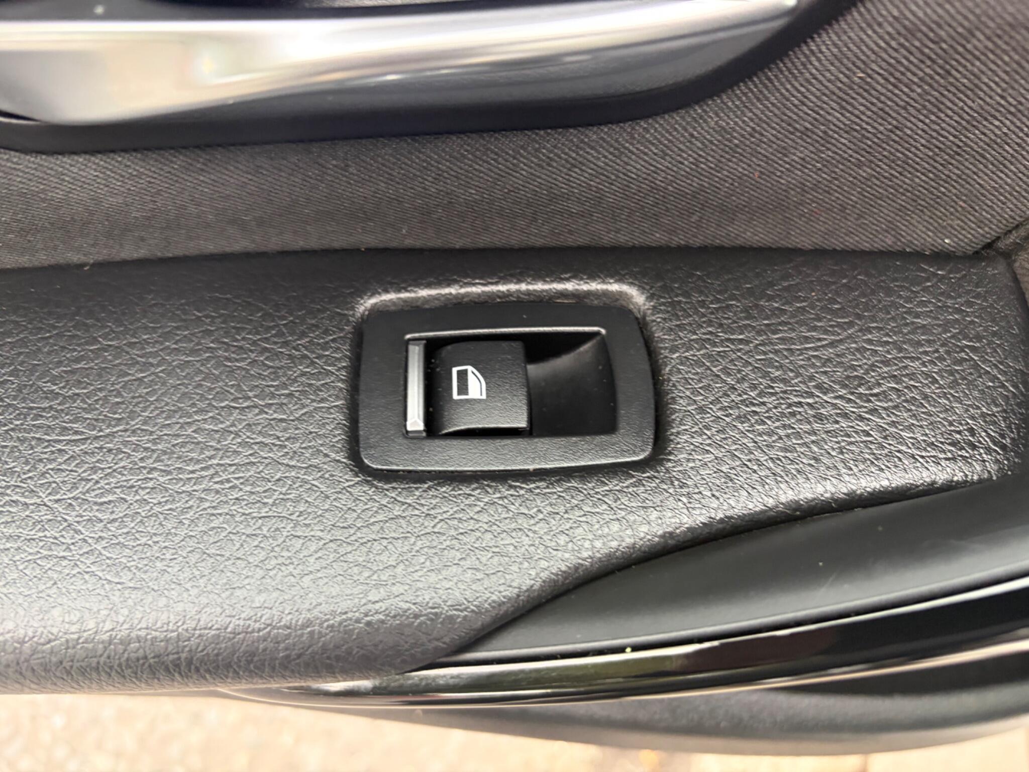 BMW 3 Series view 75