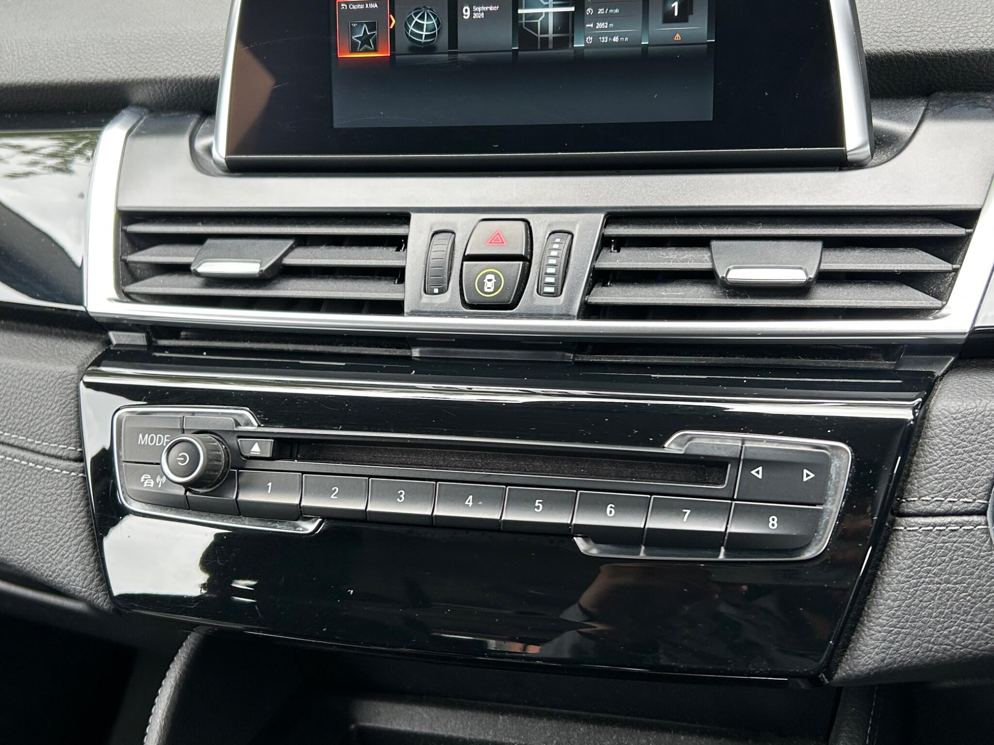 BMW 2 Series view 37