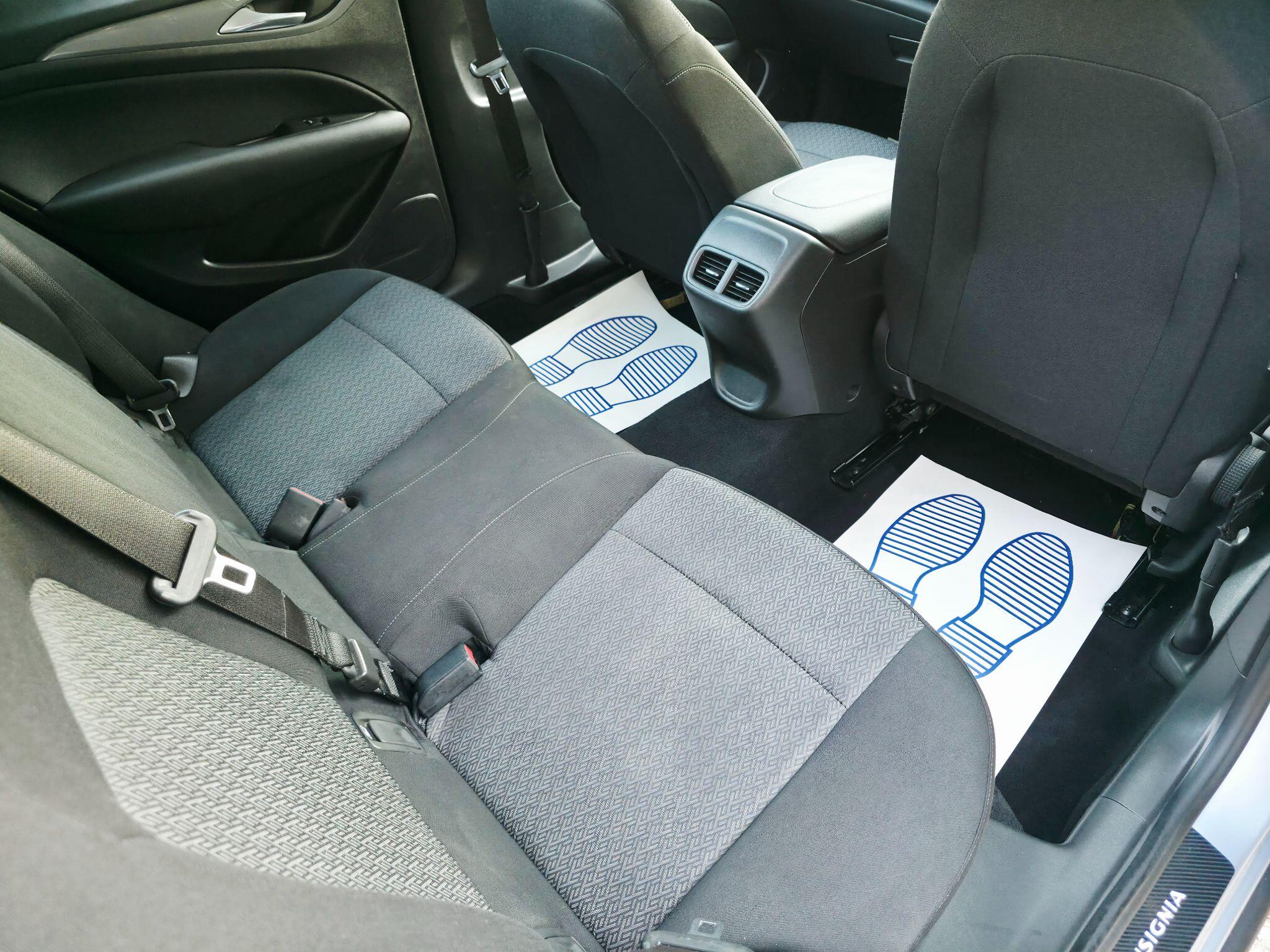 Vauxhall Insignia view 25