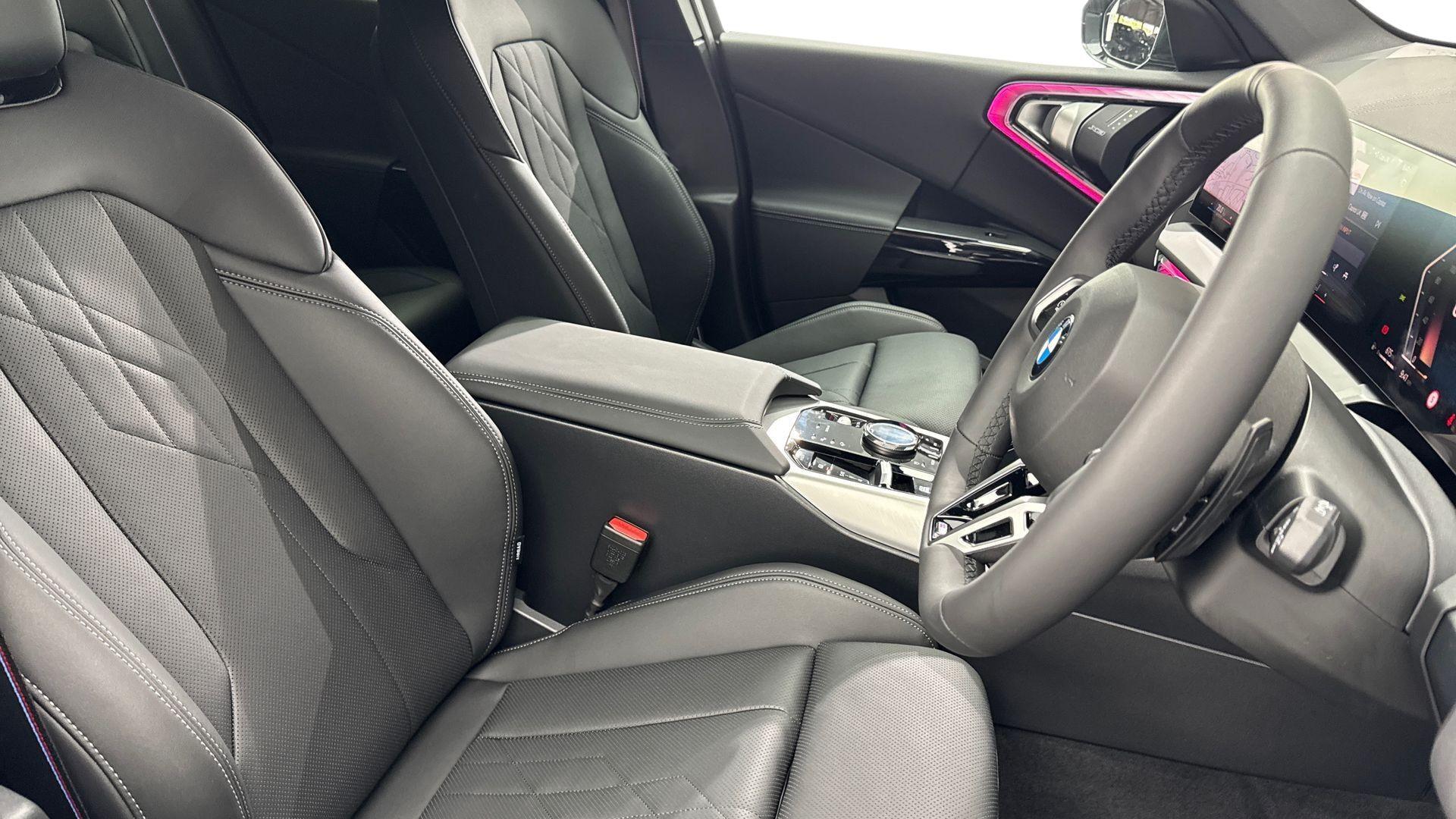 BMW X3 view 11