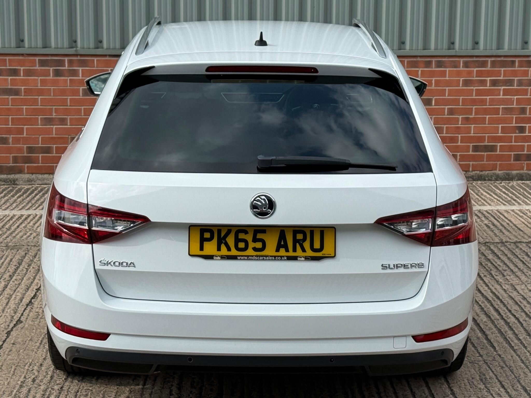 Skoda Superb view 15