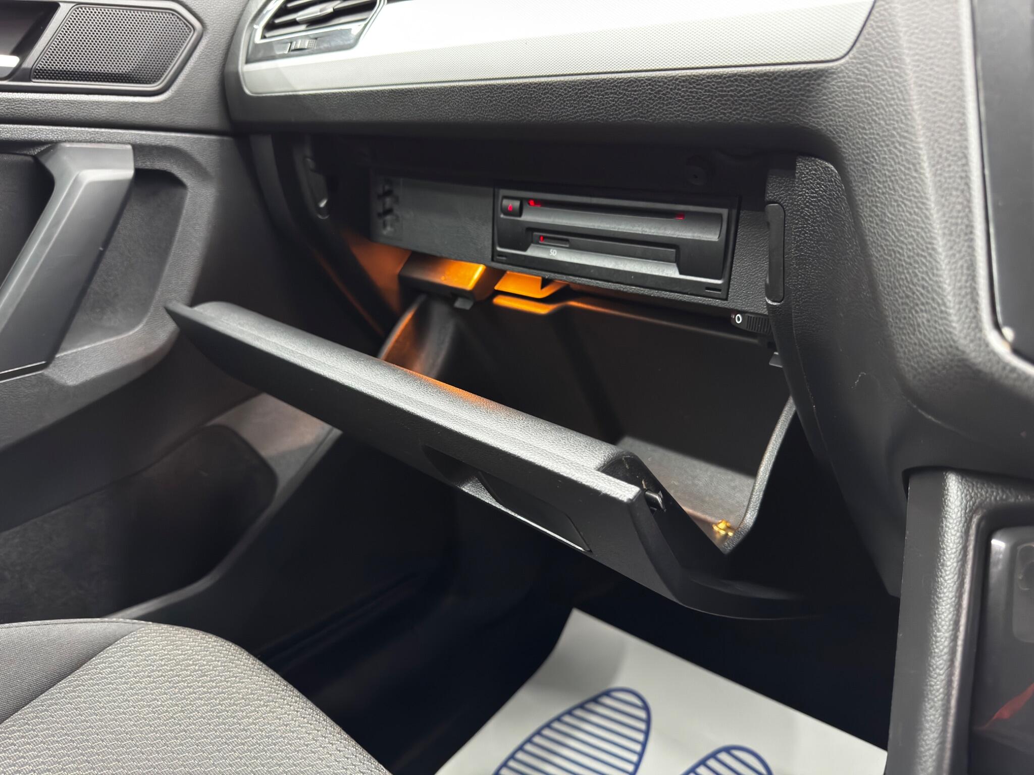Volkswagen Tiguan view 35