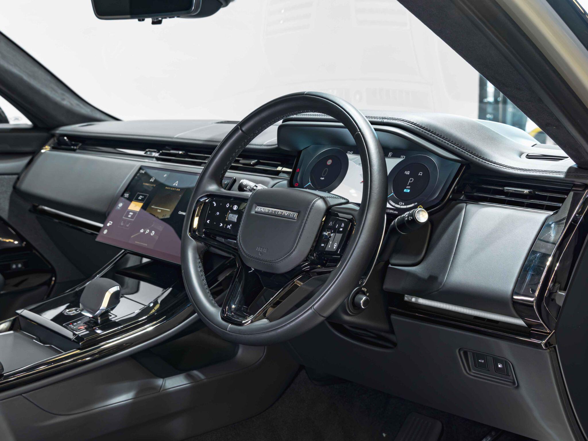 Land Rover Range Rover Sport view 17