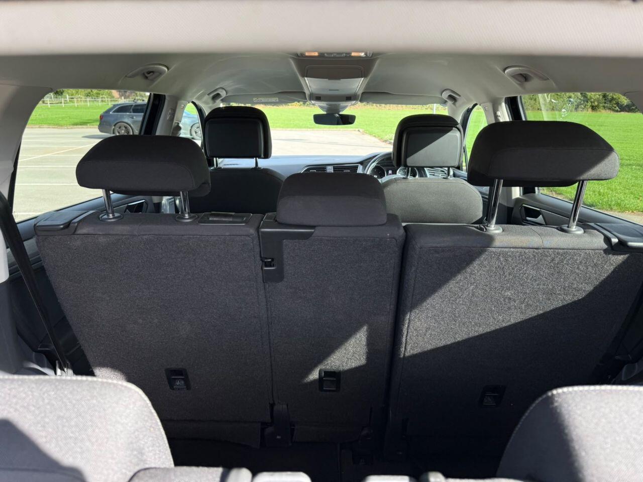 Volkswagen Tiguan Allspace view 30