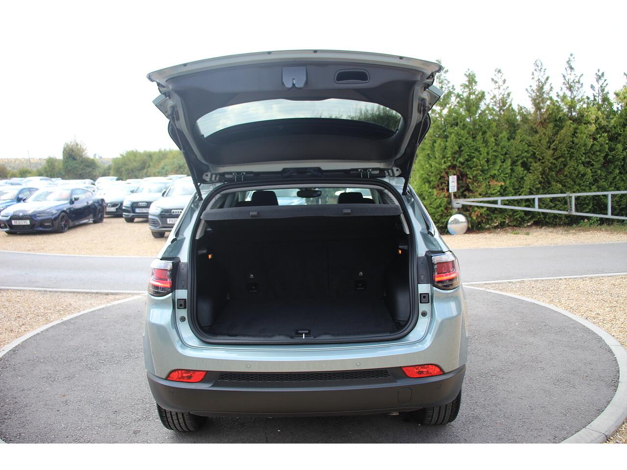 Jeep Compass view 38