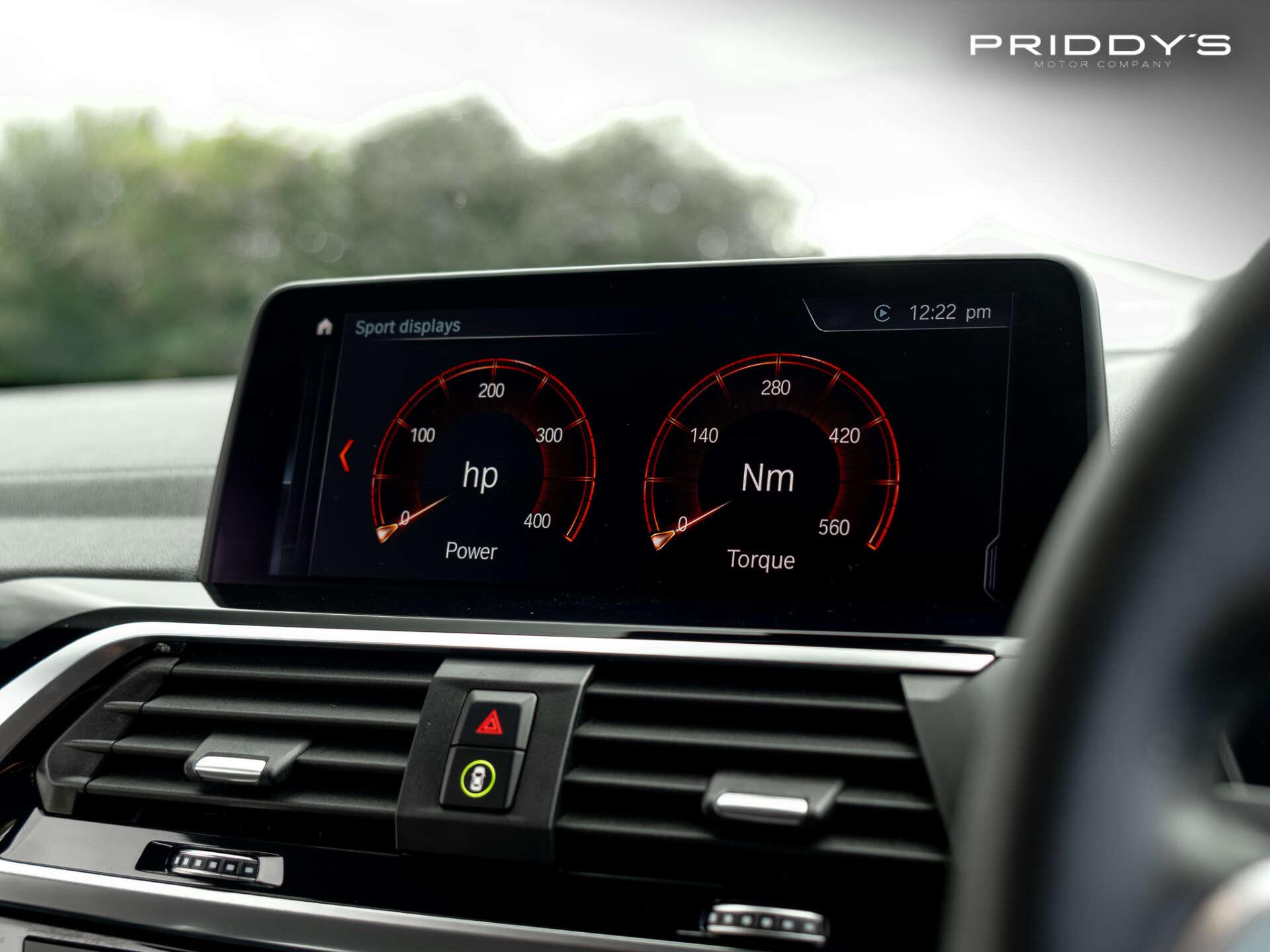 BMW X4 view 28