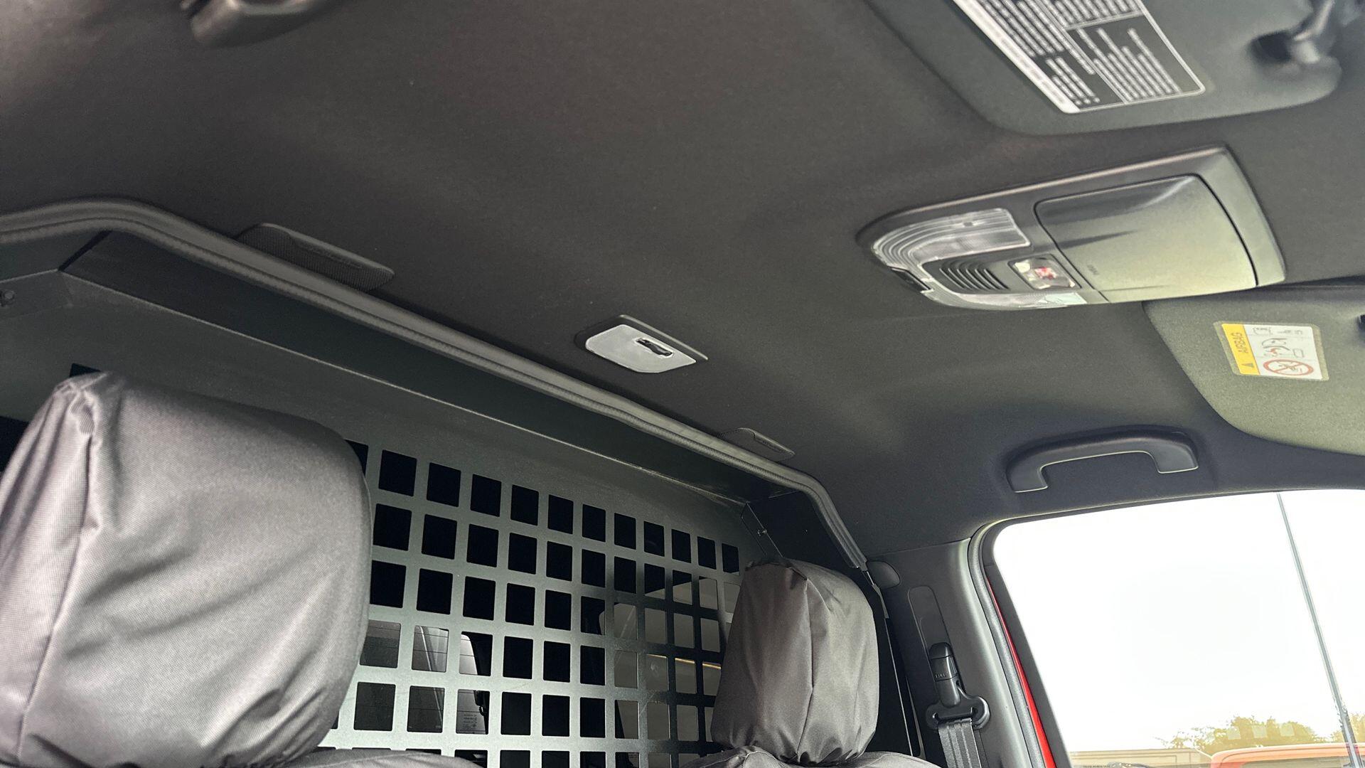 Isuzu D-Max view 17