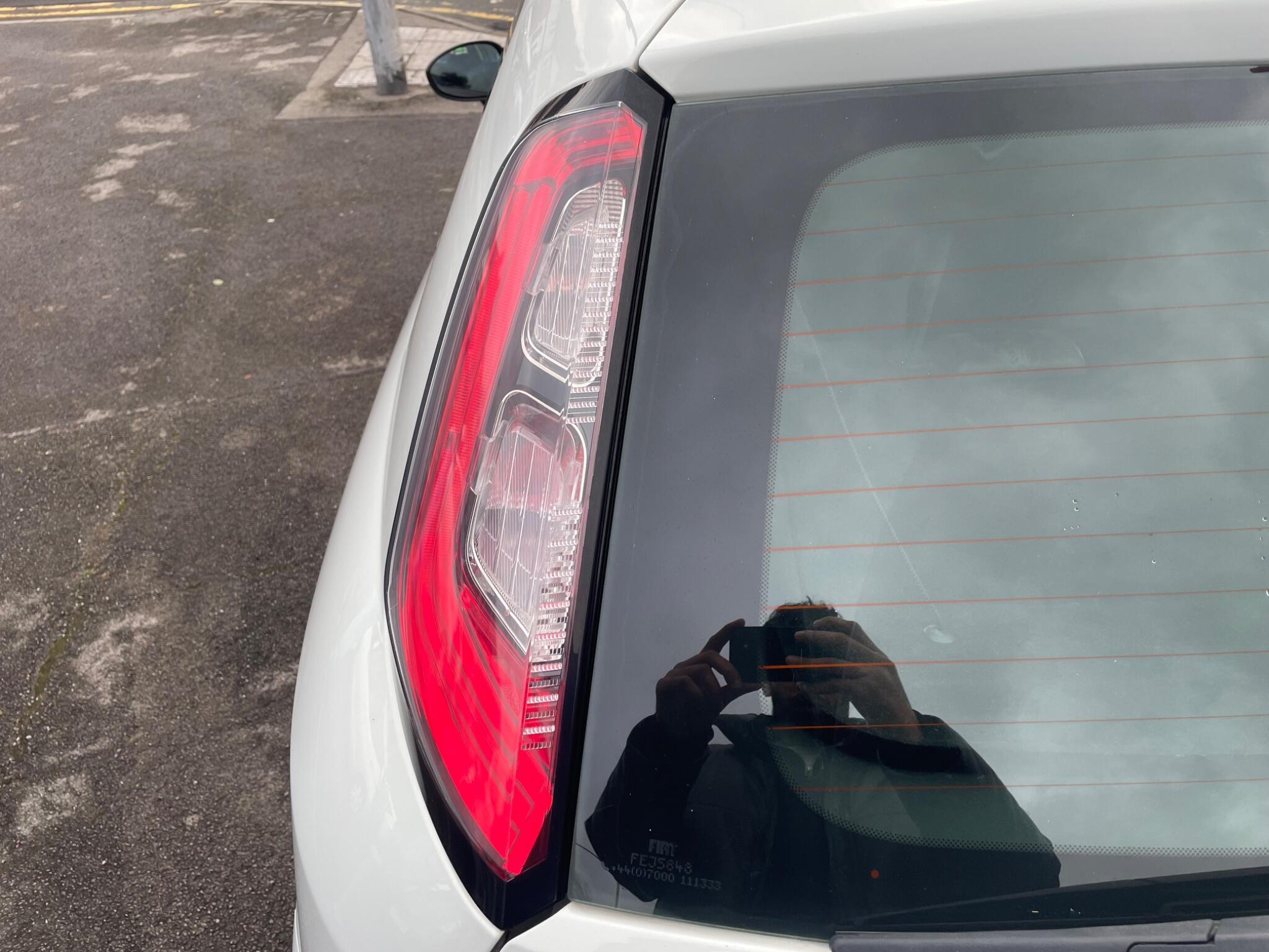 2011 Fiat Punto Evo image 67