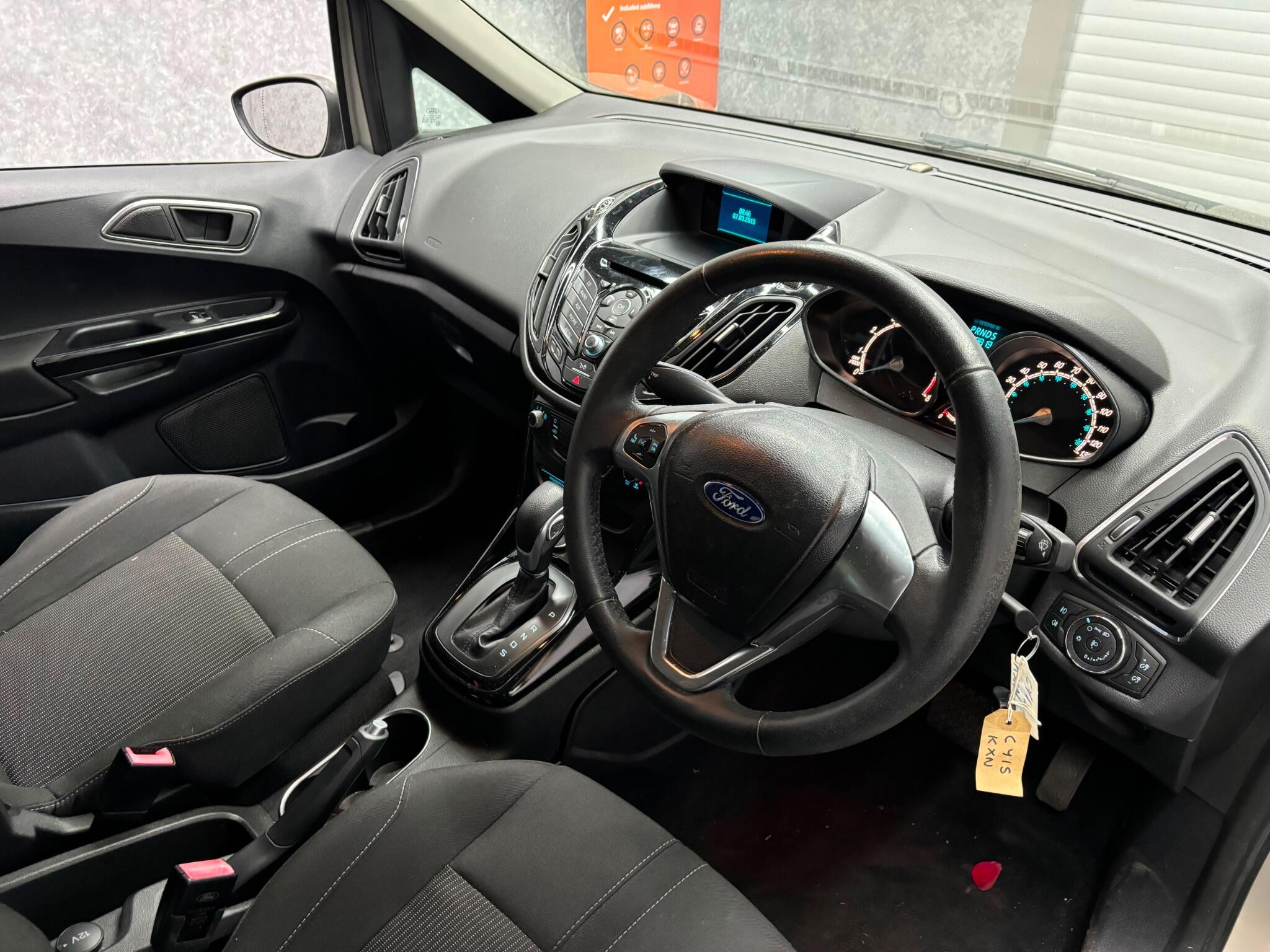 Ford B-Max view 6