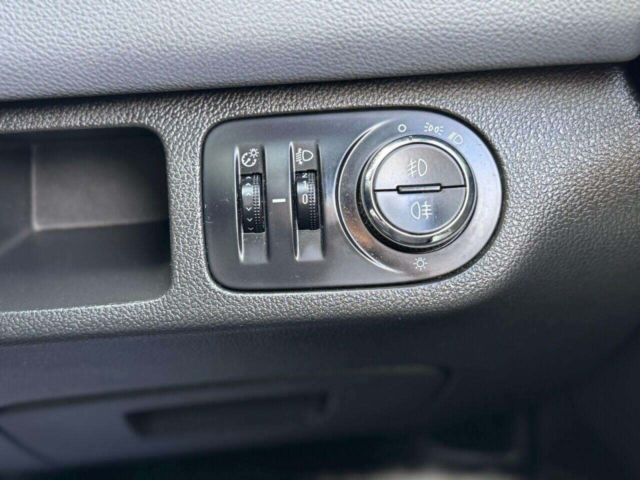 Vauxhall Meriva view 20