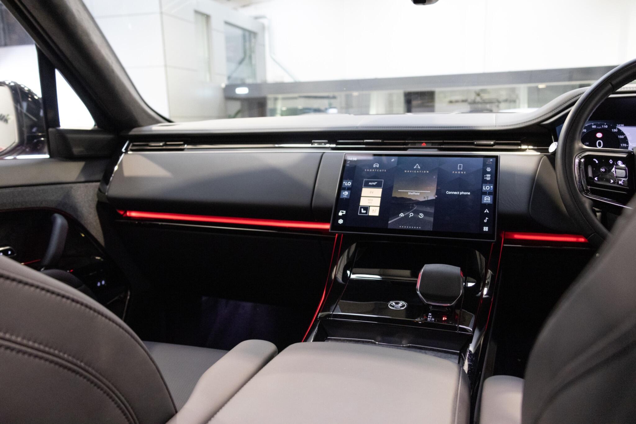 Land Rover Range Rover Sport view 61
